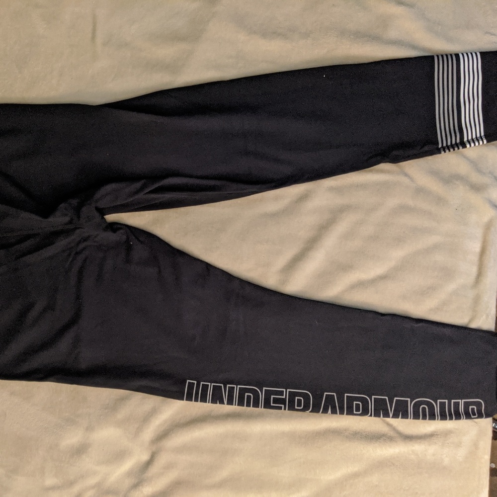 XL Under Armour Workout Exercise Leggings